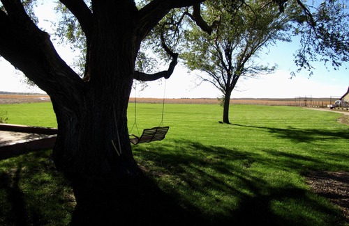 Lincoln County House | Hanging H Lodge in Sutherland, NE