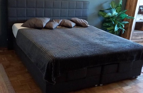 Sennestadt Condo | Hani's APPARTEMENT