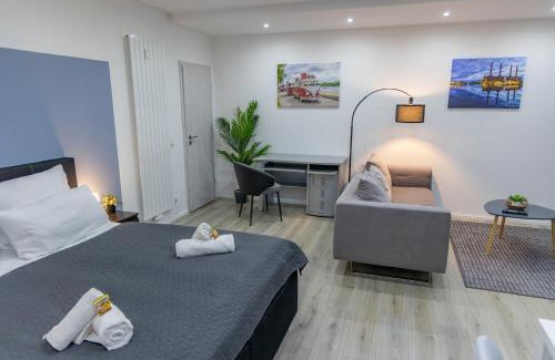 Wolfsburg Apartment | HANNIBAL - Design Studio-Apartment Jasmin 8, Parkplatz, Küche, HighSpeed-WLAN
