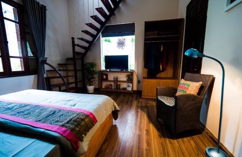 French Quarter House | Hanoi Balcony Homestay