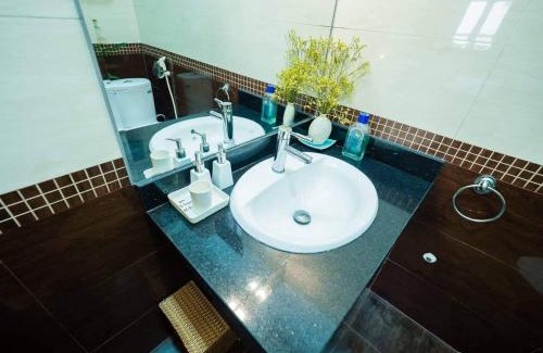 French Quarter House | Hanoi Balcony Homestay