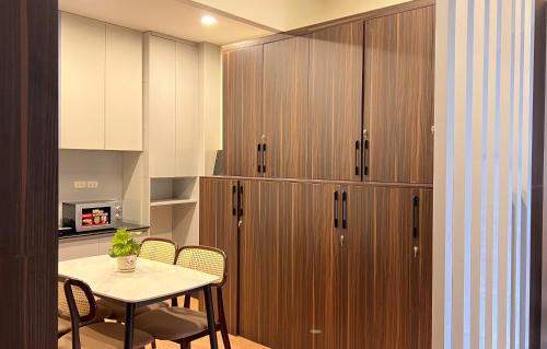Hang Bai Hotel | Hanoi Bliss Tran Hung Dao
