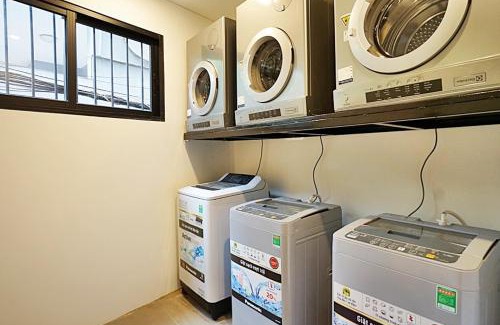 Quang An Apartment | Hanoi Home 3 - Luxury Apartment in Tay Ho street