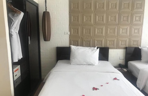 Hang Trong Hotel | Hanoi Impressive Hotel