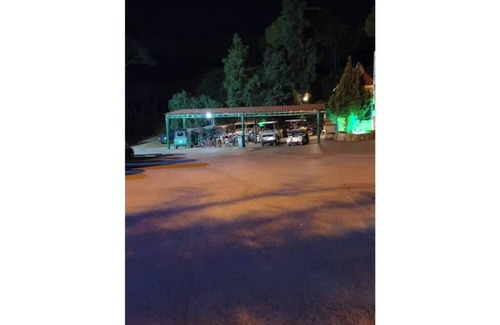 Deir El Harf Apartment | Hansa Home CAVE Pineland Romance & Action in Metn