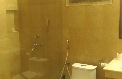 Teynampet Hotel | Hanu Reddy Residences Poes Garden