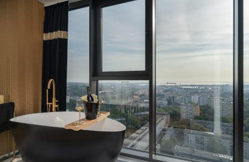 West Pomeranian Voivodeship Apartment | Hanza Tower Original 21st Floor- Sea and City-View