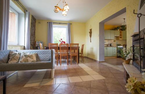 Bialowieza House | Happy Bison - A 5 Bedroom House With A Garden