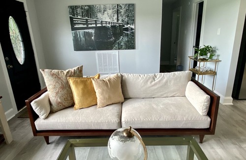 Louisburg House | Happy Hilton Home