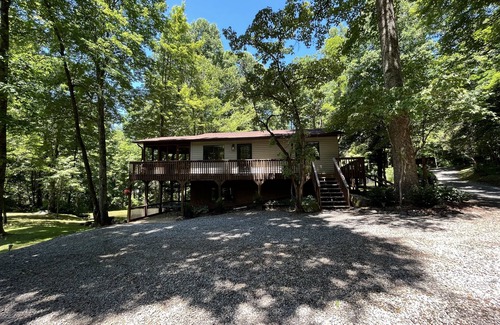 Cedar Mountain House | Happy mtn. home, enjoy 7 acres & 2 ponds, 1/2 mile to DuPont State Forest gate!