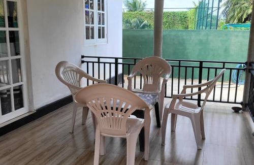 Negombo House | Happy white house