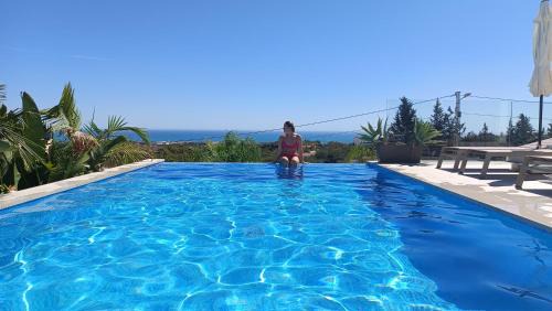 Churriana Villa | Happyplace Malaga - Villa with Panoramic Sea View Heated Infinity Saltwater Pool