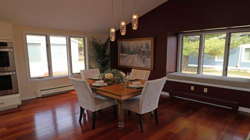 Harbor Springs House | Harbor Bluff