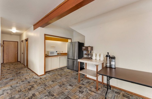 Fort Bragg Hotel | Harbor Lite Lodge