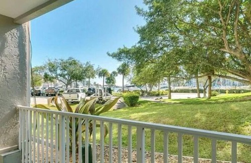 Melbourne Condo | Harbor View Condo Near Downtown