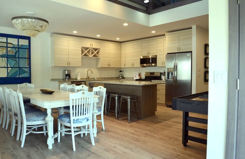 Macatawa Condo | Harbor View Loft #3 is a waterfront condo - Big enough for everyone!