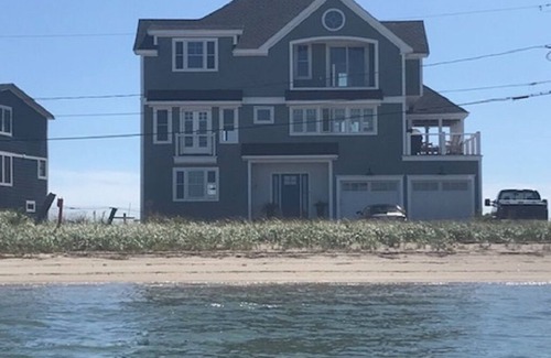Seabrook Apartment | Harbor views and beach! Sunsets! Walk to restaurants, coffee shops, yoga, beach