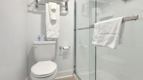 Rockland Hotel | Harborline Hotel