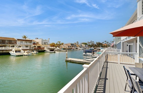 Channel Islands House | Harborside home in Oxnard with short walk to beach - bring your boat