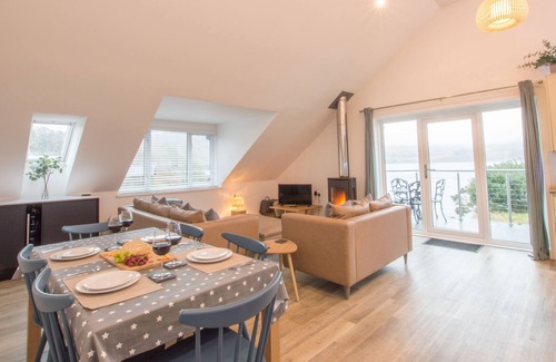 Isle of Luing Cottage | Harbour Master - on the shores of Loch Melfort, Kilmelford near Oban