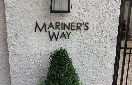 Harbour Town Condo | Harbour Town! This is a great location for your HHI stay!