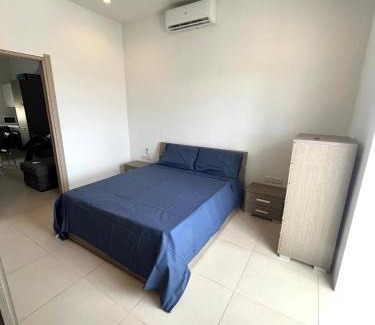 Kalkara Apartment | Harbour View Apt with Terrace