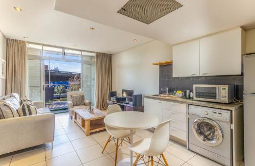 Cape Town City Centre Apartment | Harbouredge Suites