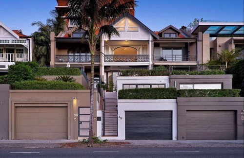 Darling Point Villa | Harbourside Magnifico with Class Views over the Ocean