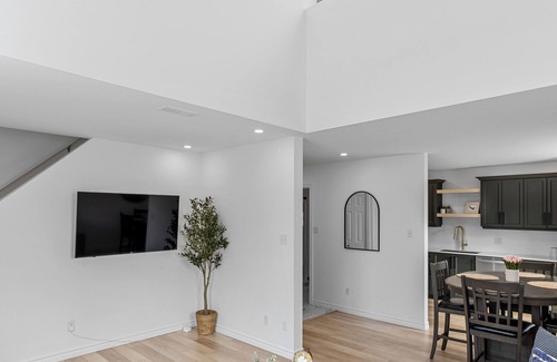 Summerside Apartment | Harbourview Loft A Executive One Bedroom Loft Apartment in Downtown Summerside
