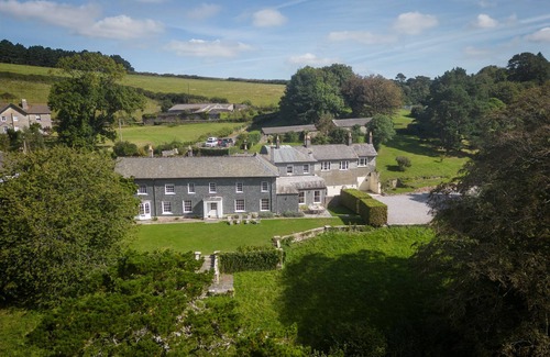 Burgh Island House | Harlequin House - a house that sleeps 18 guests in 9 bedrooms