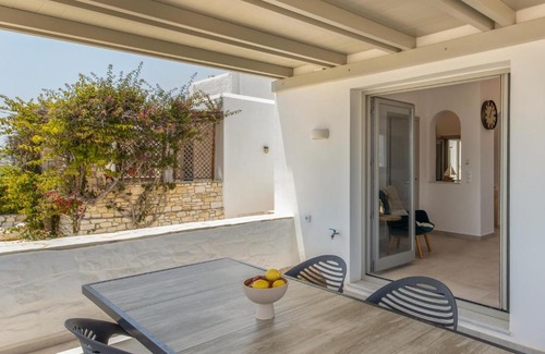 Ampelas House | Harma Blue