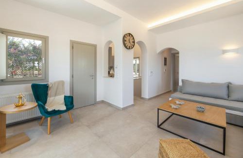 Ampelas House | Harma Blue