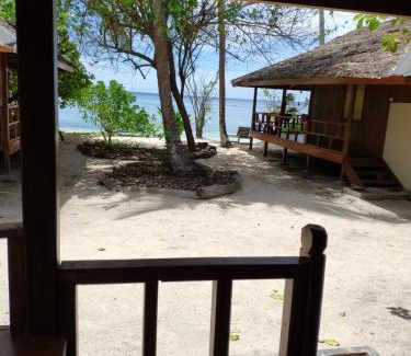 Pulau Kadidi Resort | Harmony Bay Resort and Dive Center
