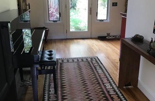 Sebastopol House | Harmony House - a serene place to relax and renew