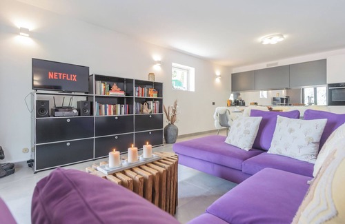 Argegno Apartment | Harmony on the Lake - Two Bedroom Apartment, Sleeps 4