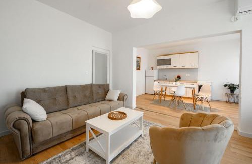 Dobra Voda House | Harmony Point