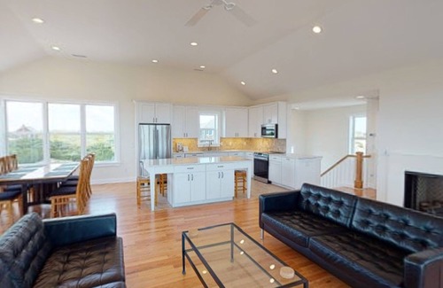 Carova Beach Cottage | Harper House now available for 3 night stays! Fantastic Views! 4x4 Required