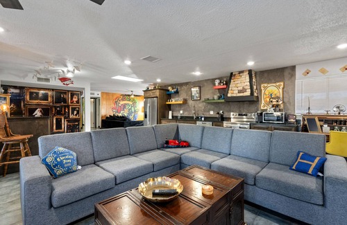 Biggs Field House | Harry Potter Wizarding Home: 5 Beds & Heated Salt Pool