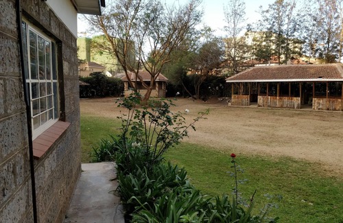 Kileleshwa House | Harry's Bed and Breakfast