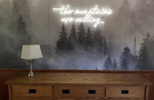 Twain Harte House | Harte's Desire Cabin - Lake, A/C, Arcade +
