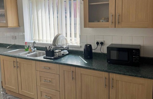 Hartlepool House | Hartlepool - 2 bedroom - near seaside - Sleeps 5