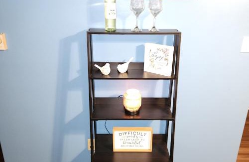 Niagara Falls Apartment | Harvest Haven's Plaza Paradise