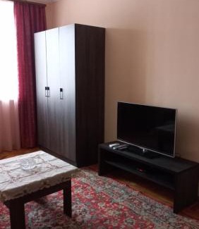 Imeni Tairova Apartment | Hasmik Apartment