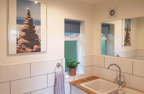 Hastings House | Hastings Guest House with free private parking