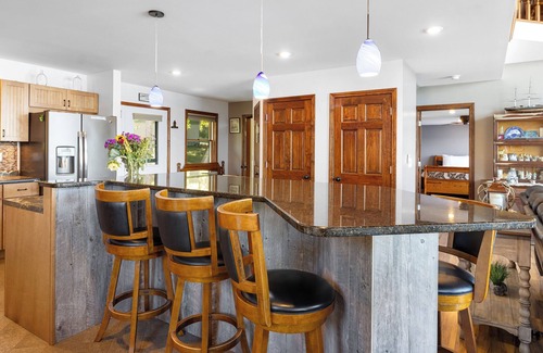 Owls Head House | Hatetoquitit, oceanfront home in Owls Head