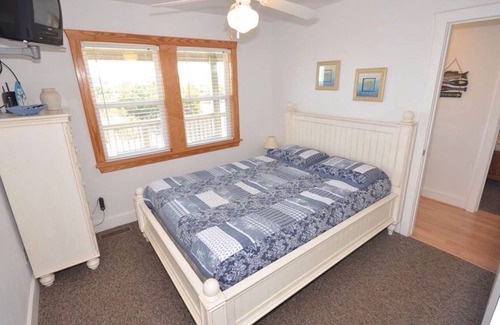 Salvo Cottage | Hatteras Island with ocean views!