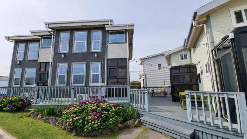 Jeju City House | Haumok52 Udo