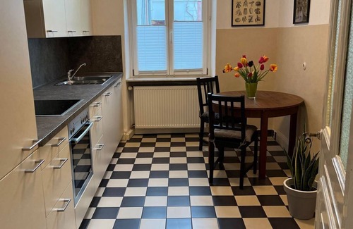 Neustadt an der Weinstrasse Bed & Breakfast | Haus Mittendrin - Fewo, Bad, WC, 2 Schlafräume