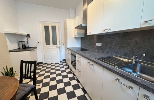 Neustadt an der Weinstrasse Bed & Breakfast | Haus Mittendrin - Fewo, Bad, WC, 2 Schlafräume