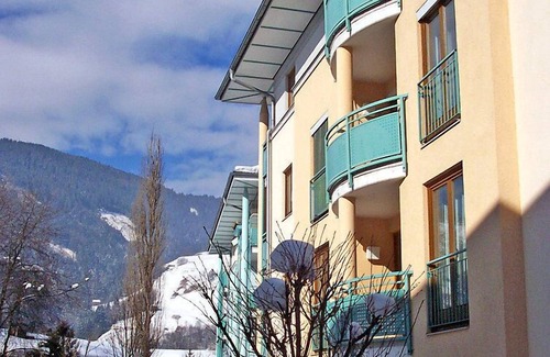 Schuttdorf Apartment | Haus Kitzsteinhorn by Interhome